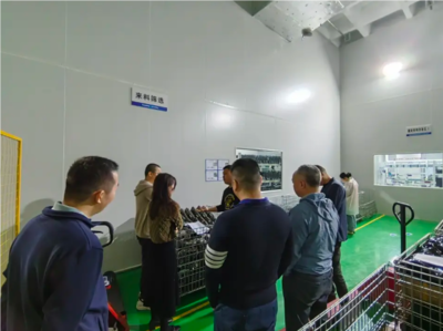 橙柚青攜手客戶共探雨翔再制造工廠，深化技術進出口合作共謀發展